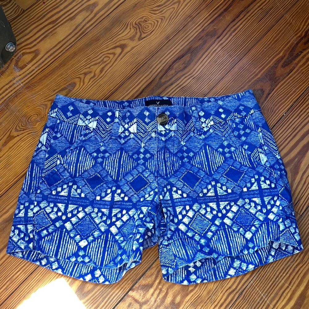 American Eagle Blue White Abstract shorts